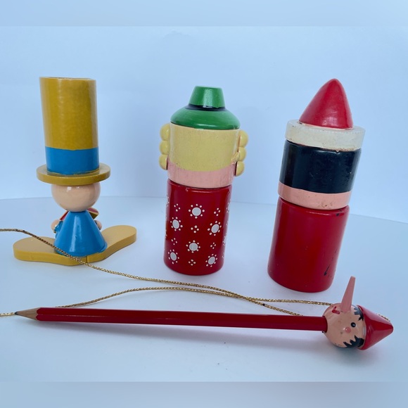 Vintage Wooden Toy Pencil Sharpeners, Pencil and crayon holder - Picture 15 of 16